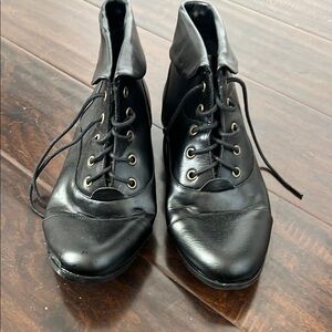 Elegant Black Ankle Boots